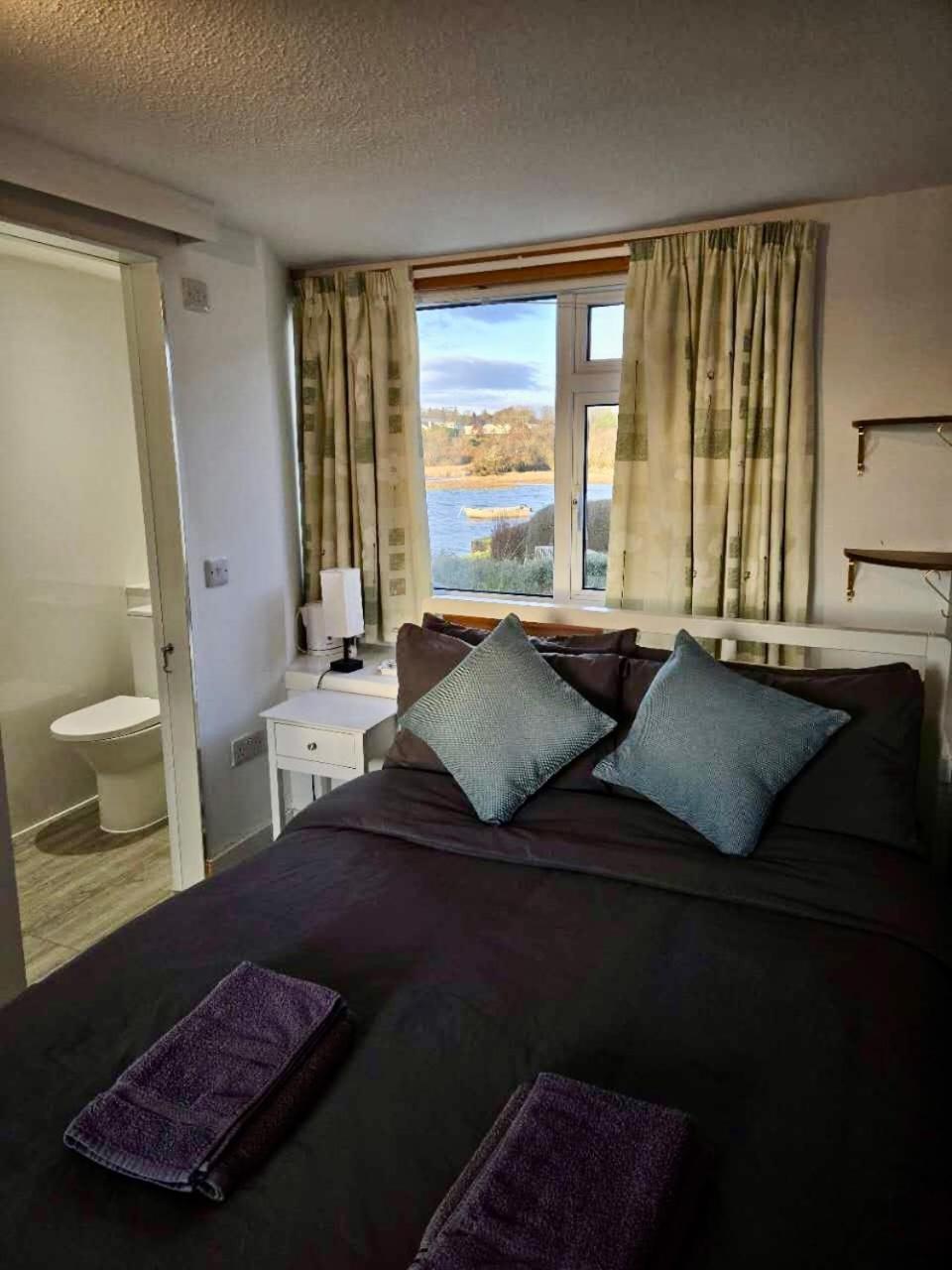 Hotel Achnamara-Self Check In Portree Esterno foto